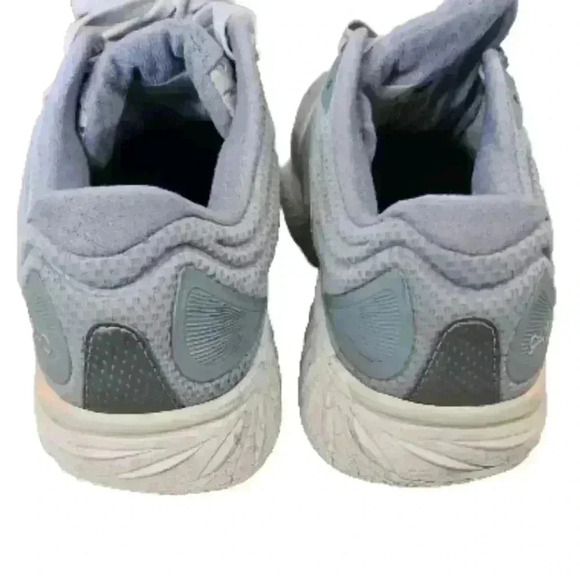 New Balance Women's 940 V4 Running Shoe 10.5 - Picture 4 of 12